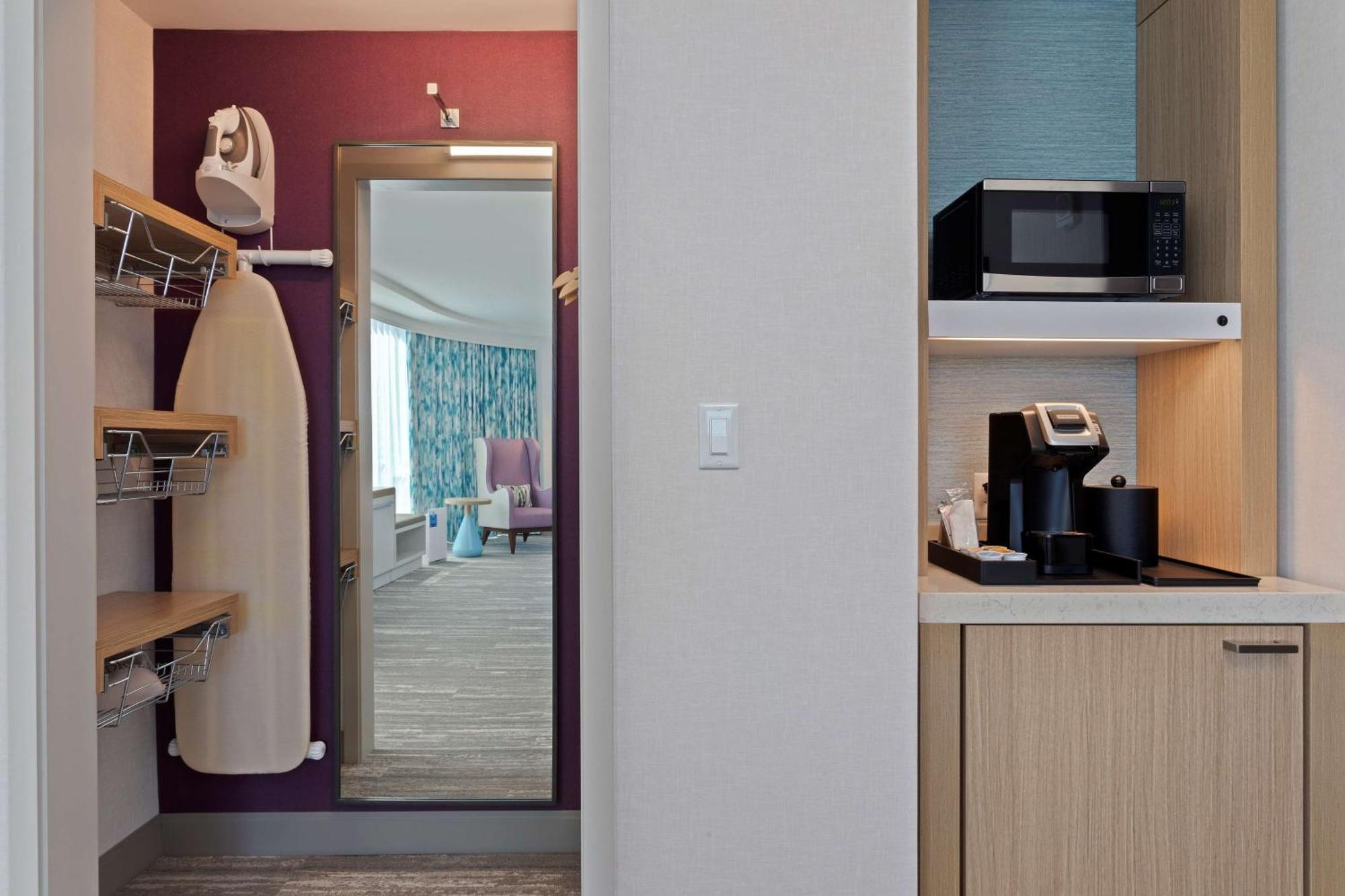 Hilton Garden Inn Boston Brookline, Ma المظهر الخارجي الصورة